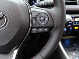 Der neue RAV4 Plug-In Hybrid – jetzt in der Auto Welt von Rotz AG erhältlich - Auto Welt von Rotz AG 26