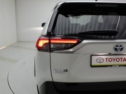 Der neue RAV4 Plug-In Hybrid – jetzt in der Auto Welt von Rotz AG erhältlich - Auto Welt von Rotz AG 5