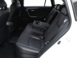 Der neue RAV4 Plug-In Hybrid – jetzt in der Auto Welt von Rotz AG erhältlich - Auto Welt von Rotz AG 6