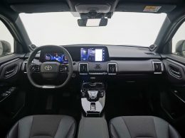 Das neue Elektrofahrzeug von Toyota - Urban Cruiser - Auto Welt von Rotz AG 12