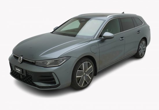 VW Passat Variant 1.5 TSI Plug-in-Hybrid R-Line - Auto Welt von Rotz AG