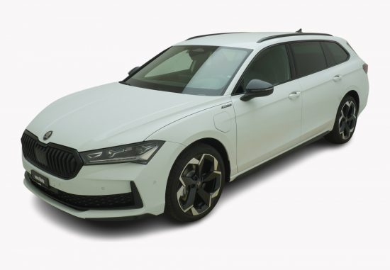 SKODA Superb 1.5 TSI Plug-in-Hybrid Sportline DSG - Auto Welt von Rotz AG 12