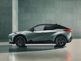 Der neue Toyota C-HR Plus - ab März bei uns! - Auto Welt von Rotz AG 2