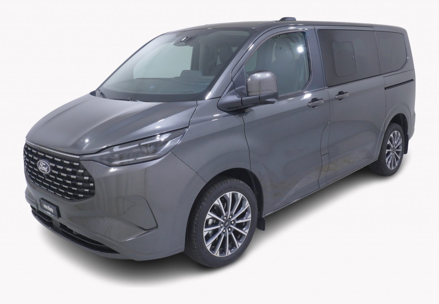 FORD Tourneo Custom L2 2.5 Plug-in-Hybrid Titanium X